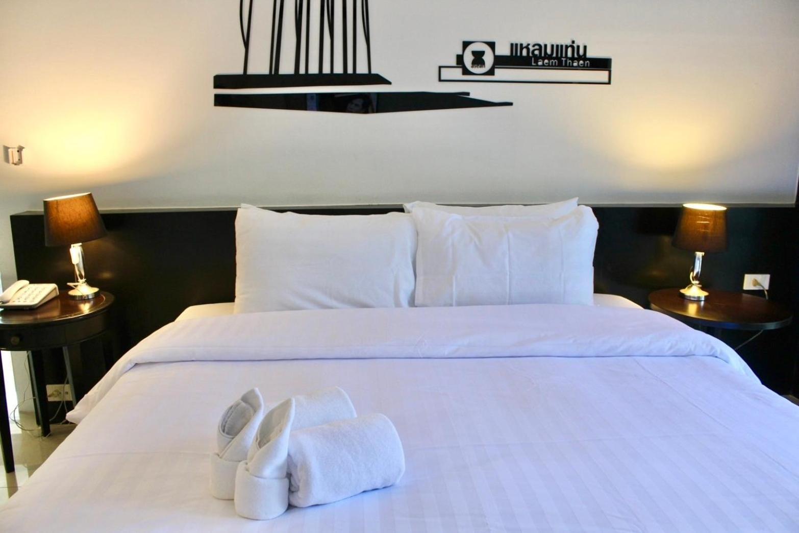 S2 Hotel - Sha Plus Certified Bangsaen Habitación foto